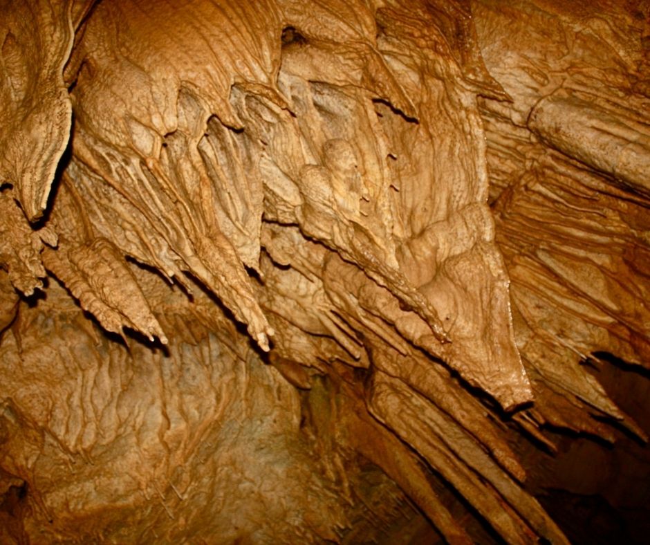 The Best List of Caves in Massachusetts