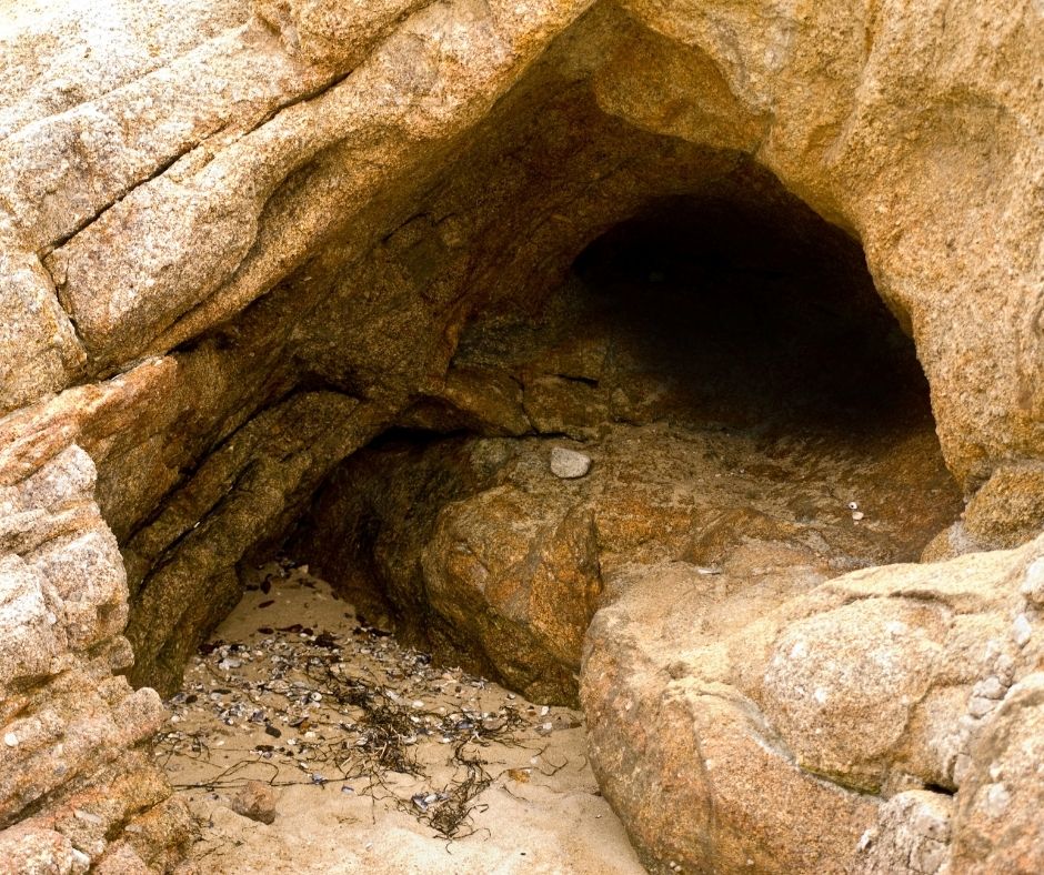 Moaning Caves in California