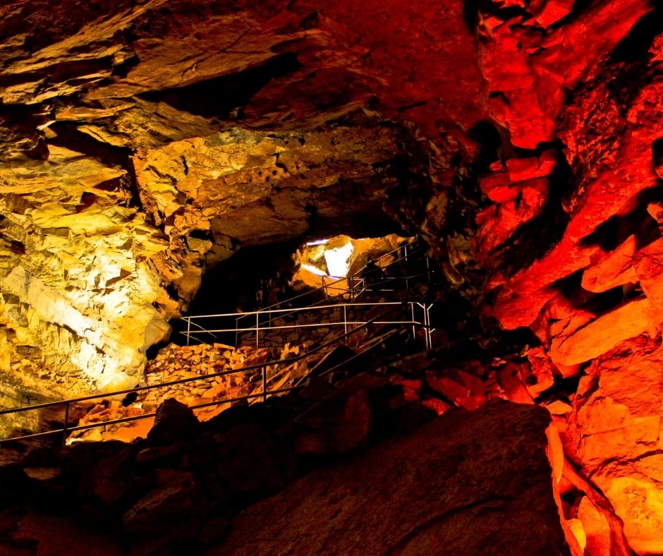Caves in Kentucky with a Zipline
