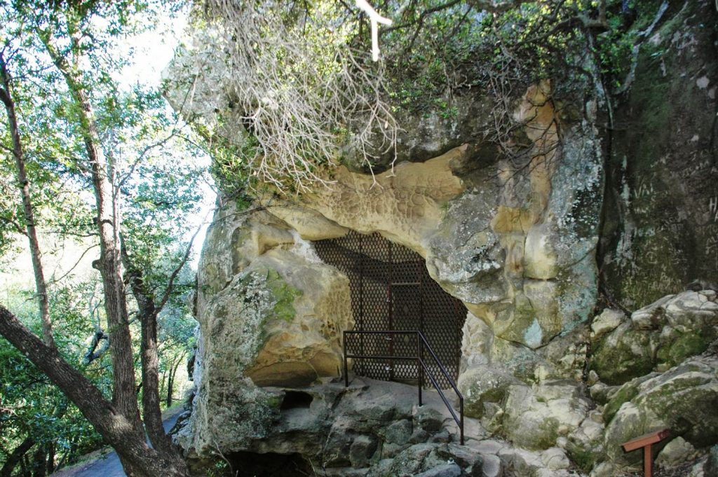 Chumash Painted Cave Tours
