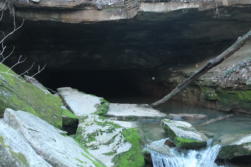 Ultimate Guide to Twin Caves, Indiana (Tours, Pricing, History, Map)